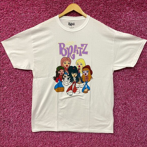 Bratz Original Dolls - Yasmin, Cloe, Jade, and Sasha Graphic T-Shirt XL - Picture 1 of 4